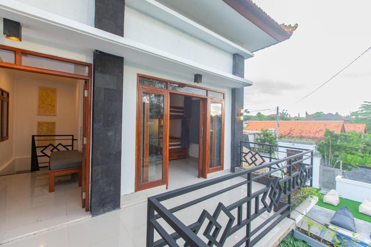 Zentiga Surf Hostel Canggu Exterior foto